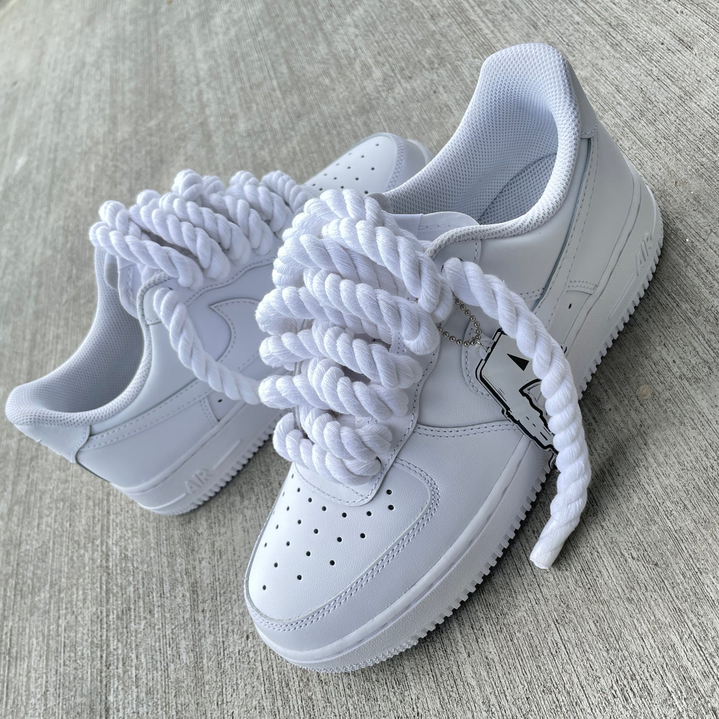 Forces with rope laces 