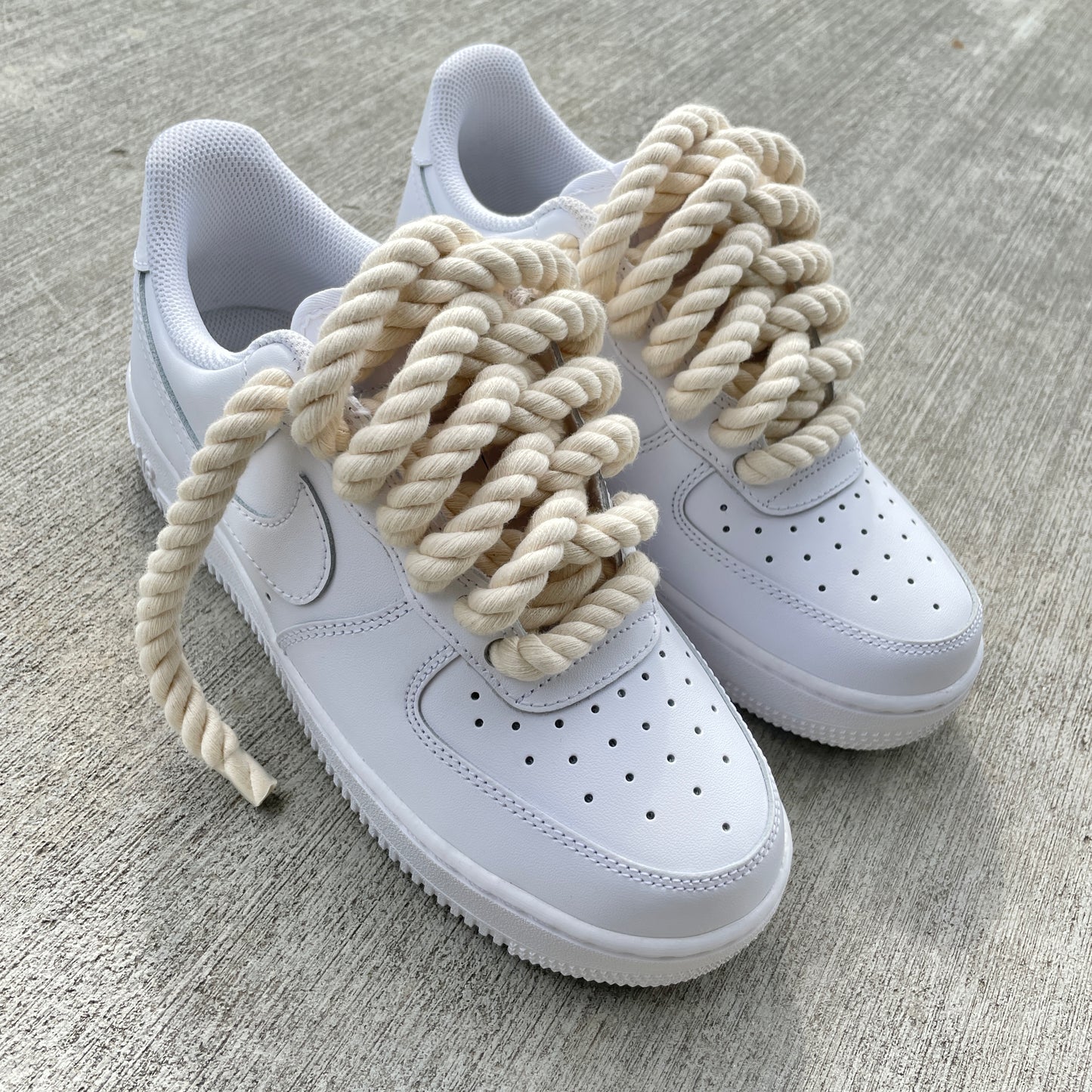 forces with rope laces 